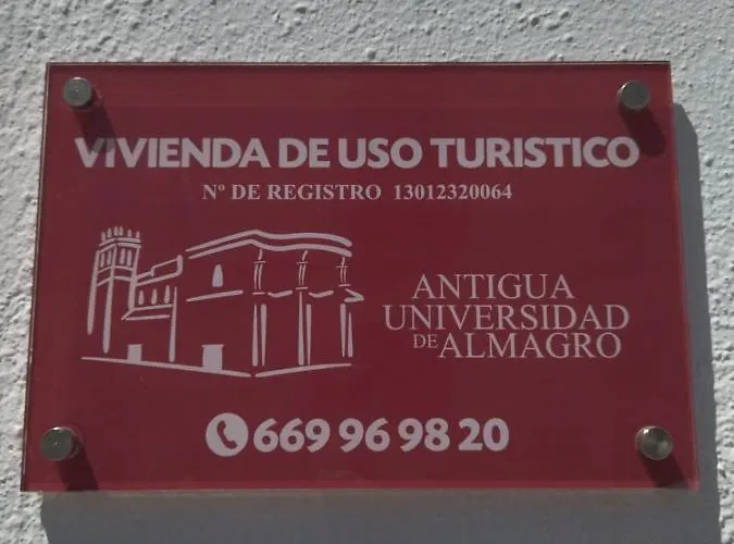Apartamento Turistico Antigua Universidad Almagro
